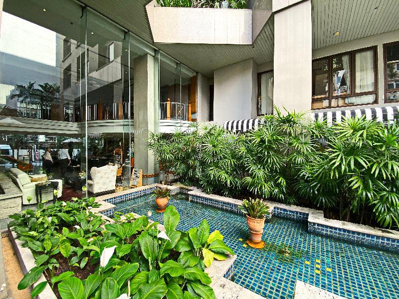 Silom Serene A Boutique Hotel - Sha Extra Plus Bangkok Exterior photo